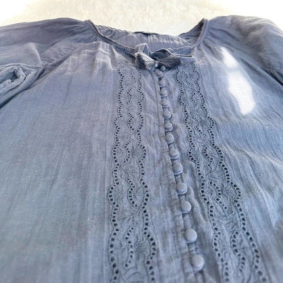 American Eagle Navy Blue Top Blouse Shirt Eyelet detail Size Small - Picture 8 of 13